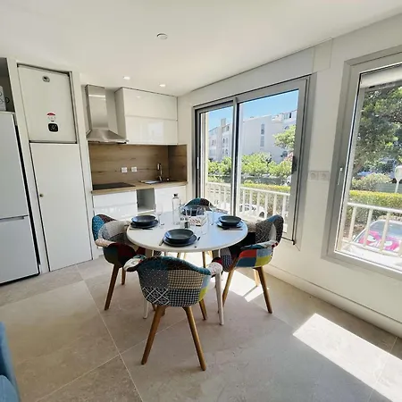Studio Cabine Renove Au Cap D'Agde, 4 Pers, Proche Plage Et Commerces - Fr-1-249-452 Daire