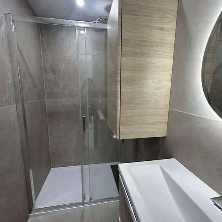 Studio Cabine Renove Au Cap D'Agde, 4 Pers, Proche Plage Et Commerces - Fr-1-249-452 *
