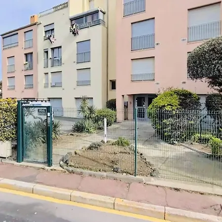 Studio Cabine Renove Au Cap D'Agde, 4 Pers, Proche Plage Et Commerces - Fr-1-249-452 * アグド